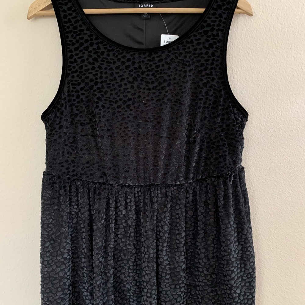 torrid velvet black peplum top